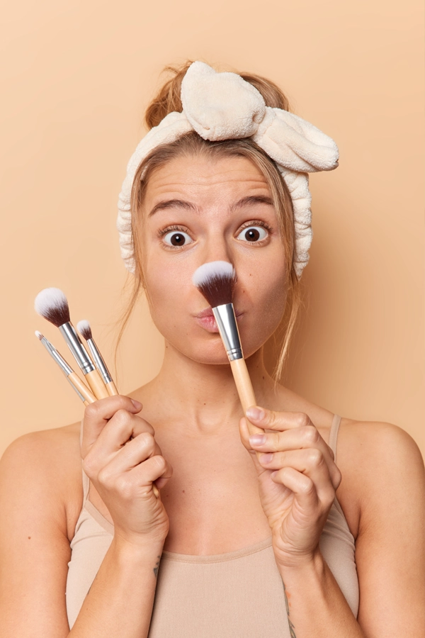 Smink workshop bőrápolási és sminkelési tanácsokkal